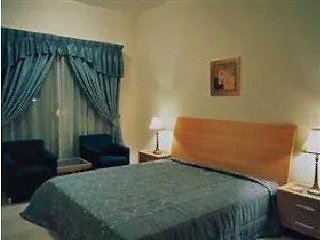 فندق رينيو دبي 3*,